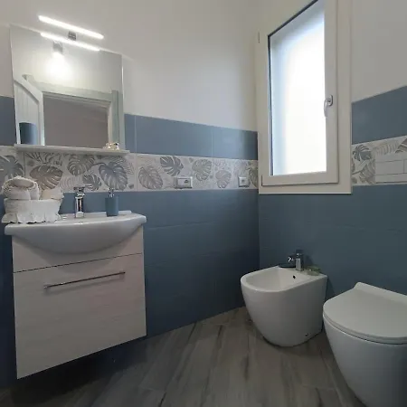 Moon - Con Bagno Privato Holiday home *