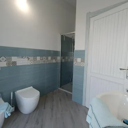 Moon - Con Bagno Privato Holiday home *